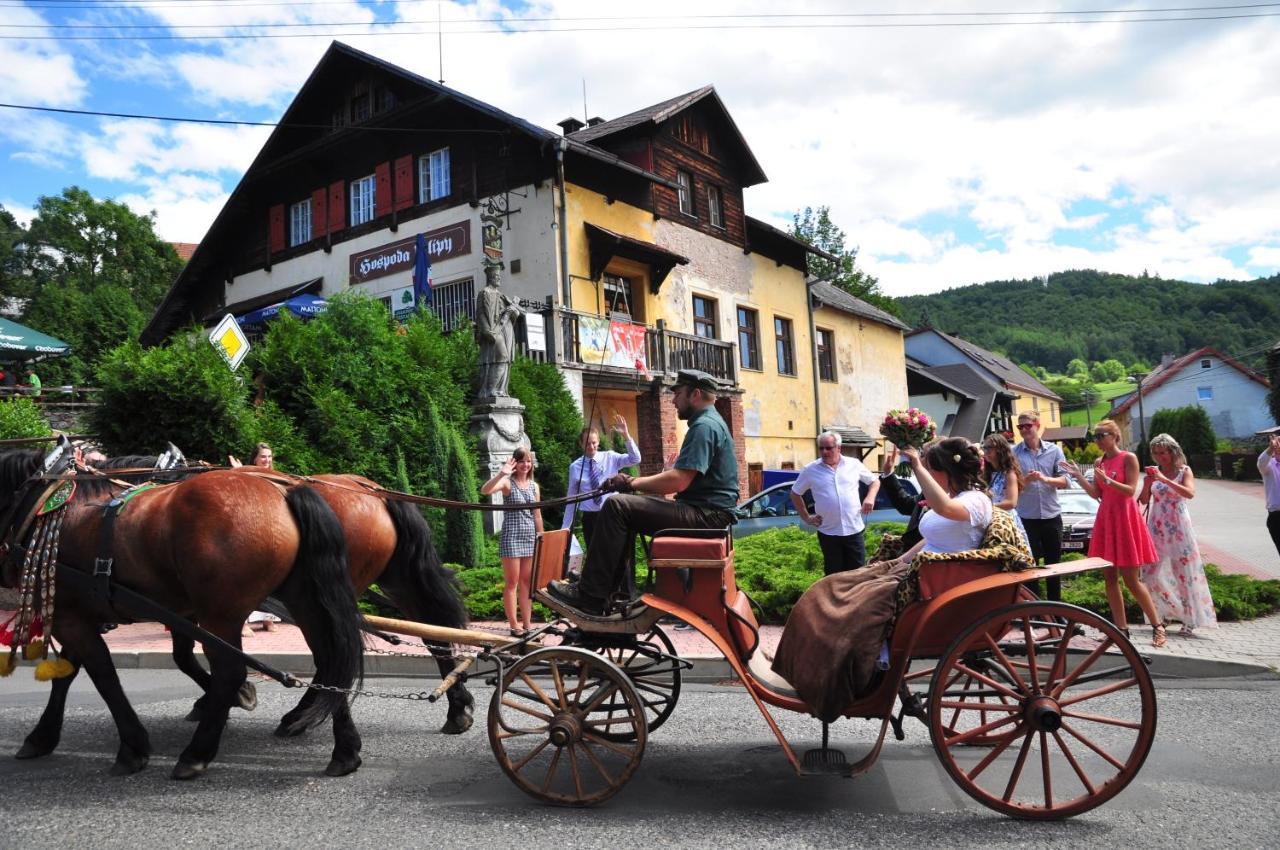 Hotel Hospoda U Lípy Ostrov  Exteriér fotografie